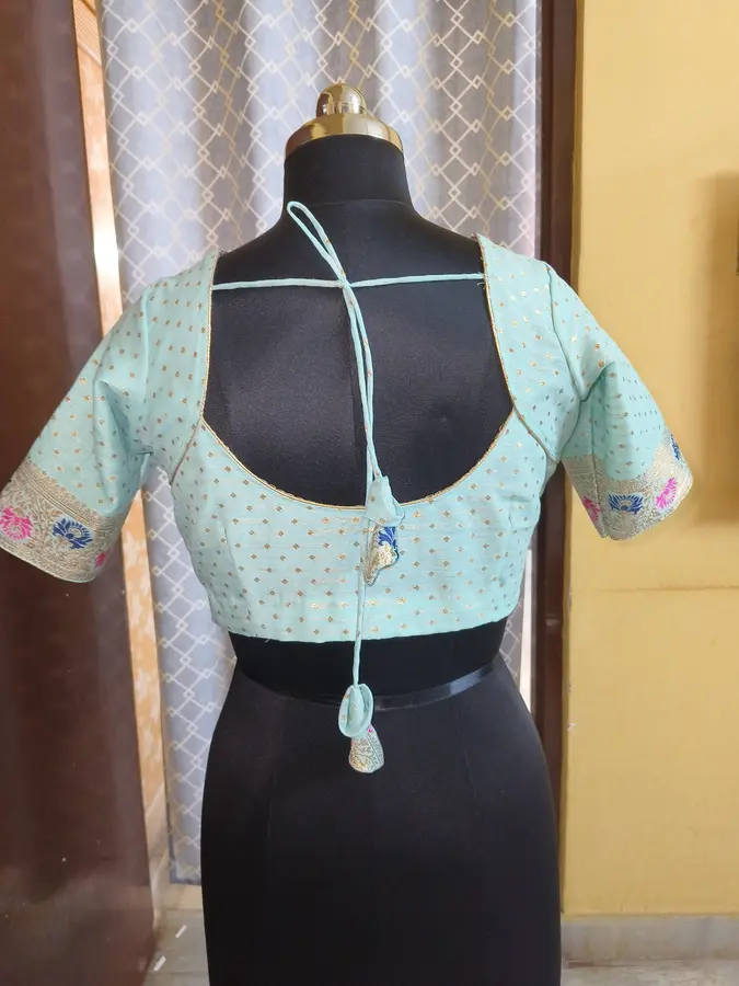 Mint silk, gold dot weave, geometric strap back